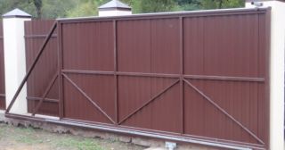 Купить откатные ворота из профнастила Балашиха, цена от 1790 руб.